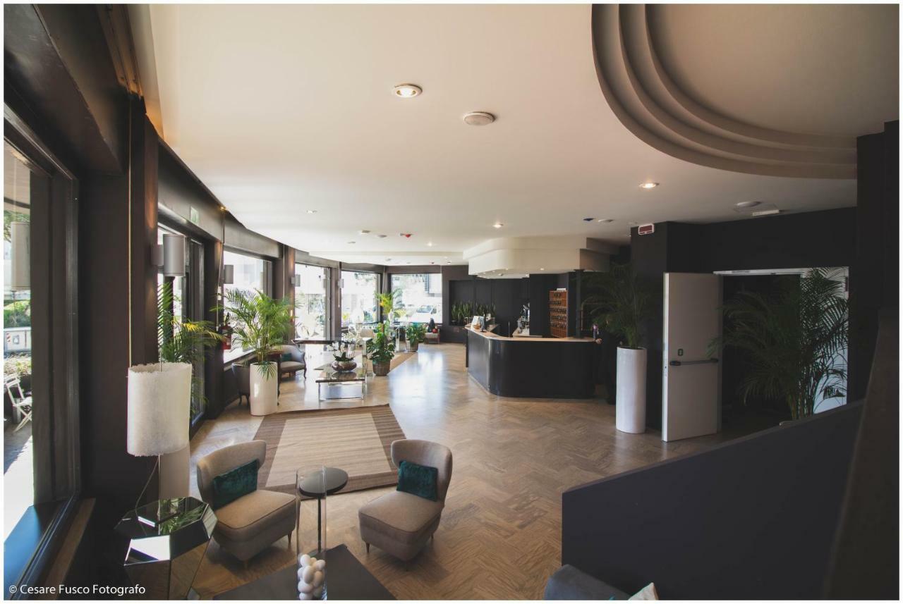 Hotel Caraibi Milano Marittima Exterior foto