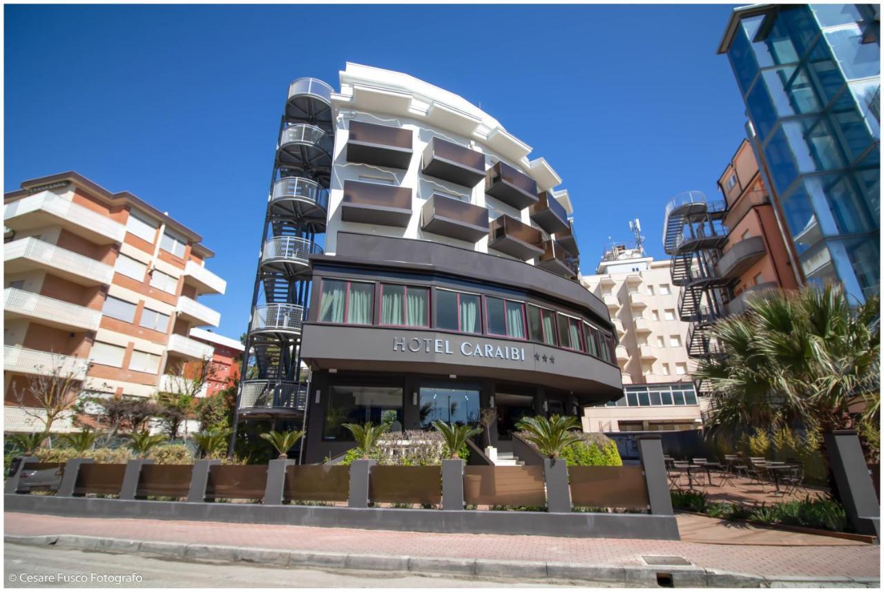 Hotel Caraibi Milano Marittima Exterior foto
